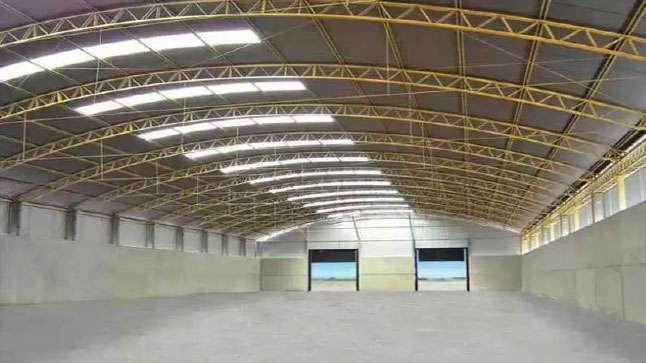 galpoes-estrutura-metalizada